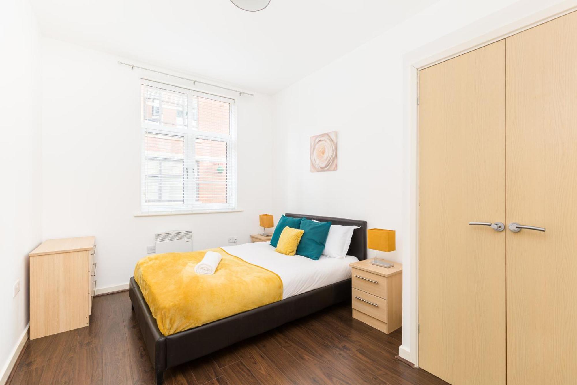 24-7 Secured City Centre Apartments With Free Underground Parking And Wifi Birmingham Exterior foto