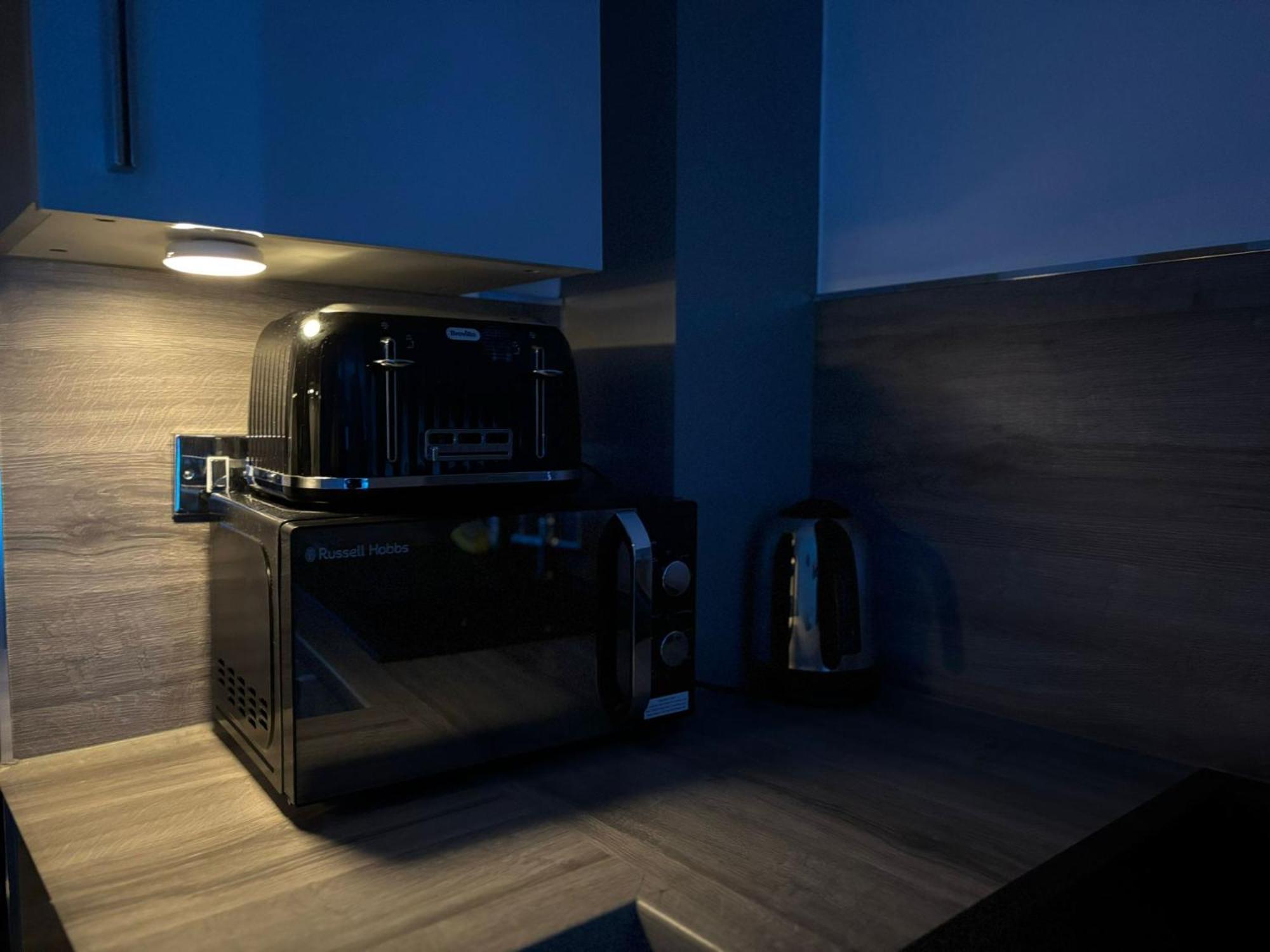 24-7 Secured City Centre Apartments With Free Underground Parking And Wifi Birmingham Exterior foto