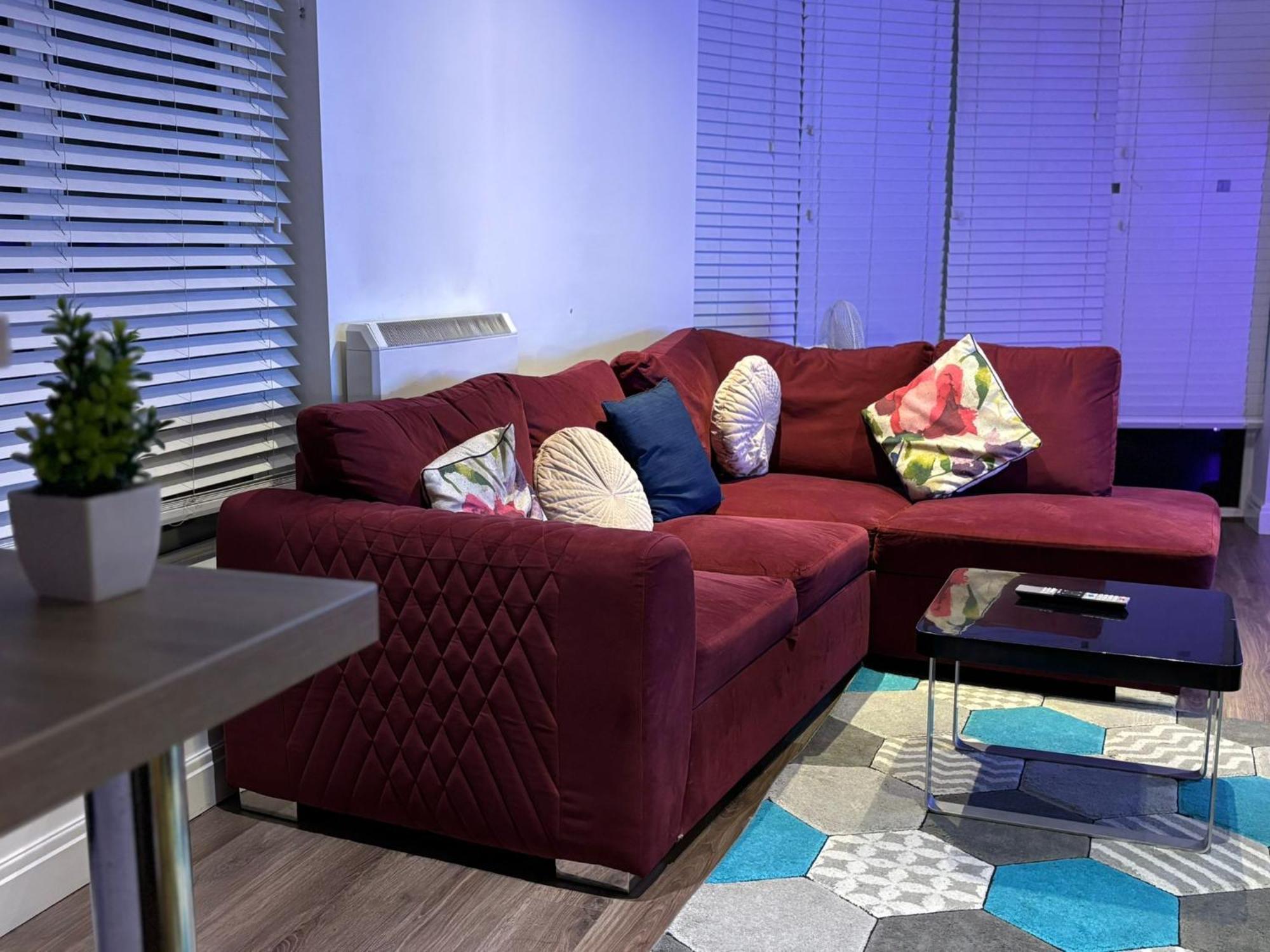 24-7 Secured City Centre Apartments With Free Underground Parking And Wifi Birmingham Exterior foto