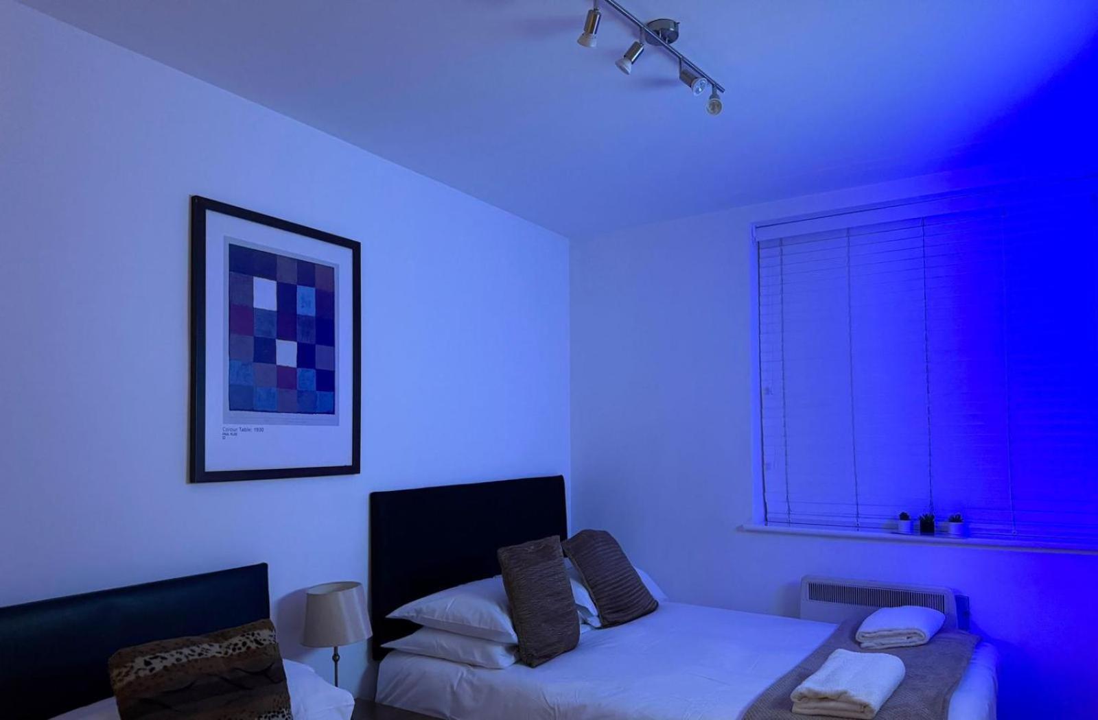 24-7 Secured City Centre Apartments With Free Underground Parking And Wifi Birmingham Exterior foto