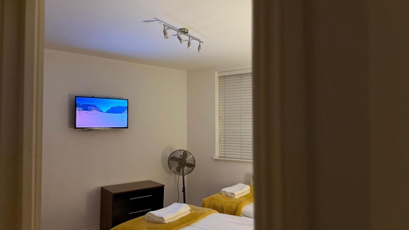 24-7 Secured City Centre Apartments With Free Underground Parking And Wifi Birmingham Exterior foto